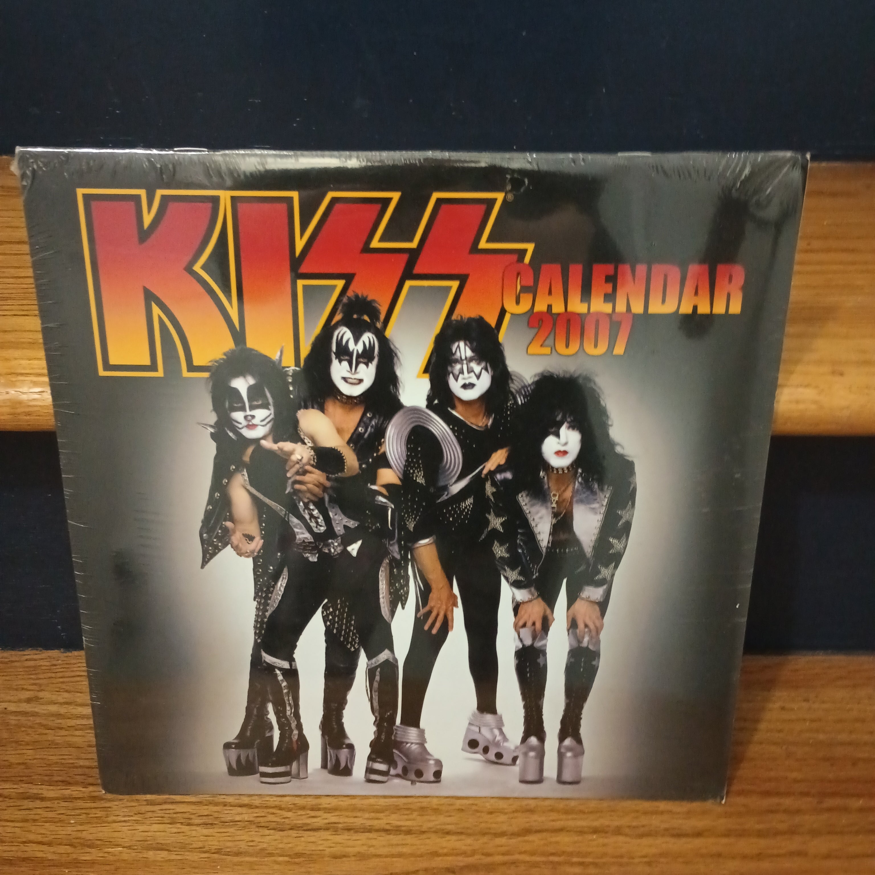 KISS1979カレンダー 1683118887597.jpg?v=1683119248