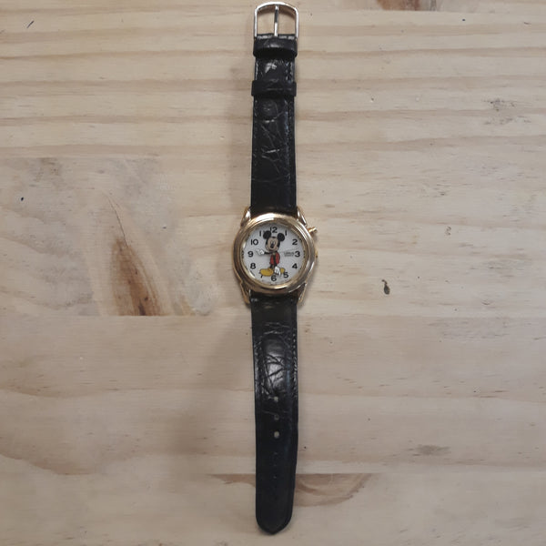 Vintage mickey mouse clearance watch